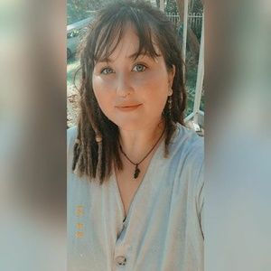 Meet your Posher, Shani